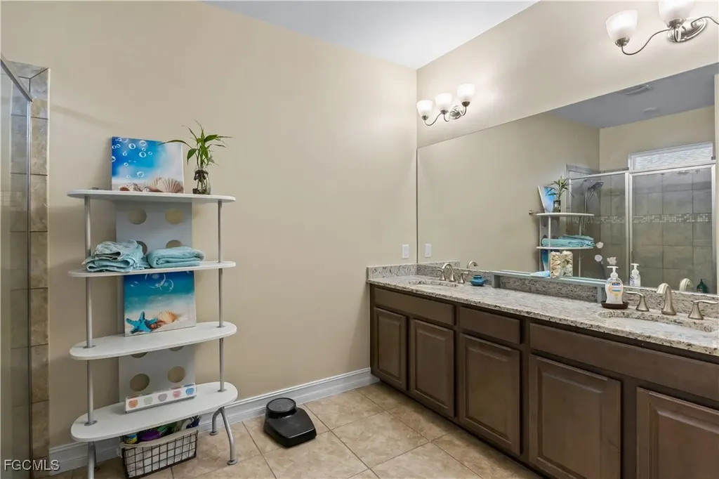 3249 Baravaldo Circle Cape Coral FL 33909