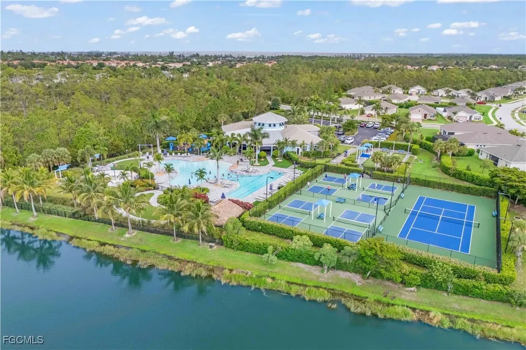 3249 Baravaldo Circle Cape Coral FL 33909