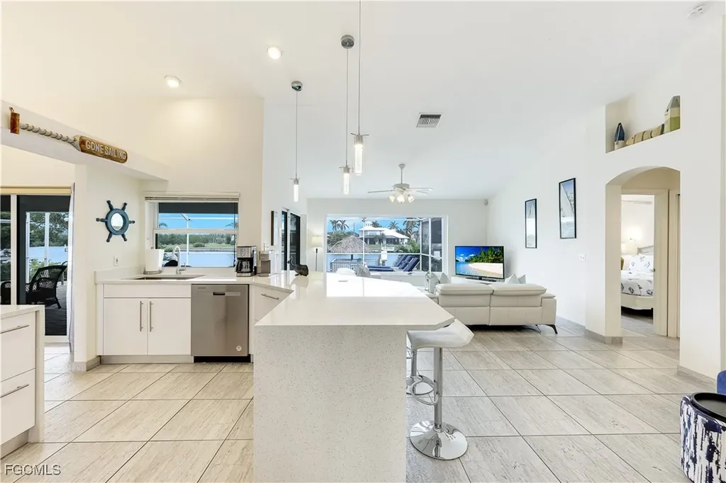 2849 SW 50th Terrace Cape Coral FL 33914