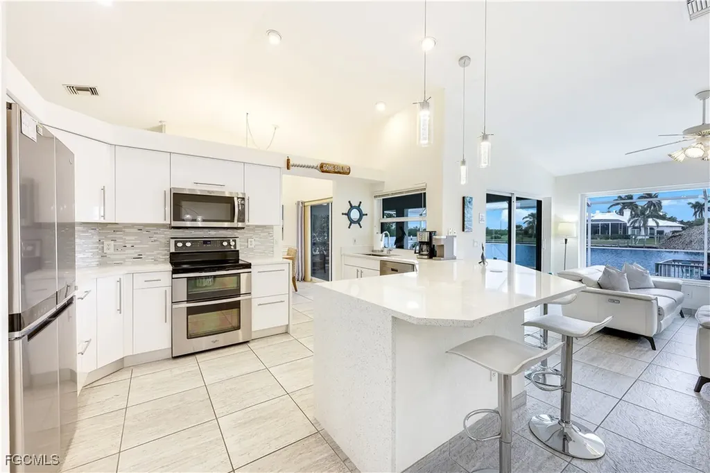 2849 SW 50th Terrace Cape Coral FL 33914