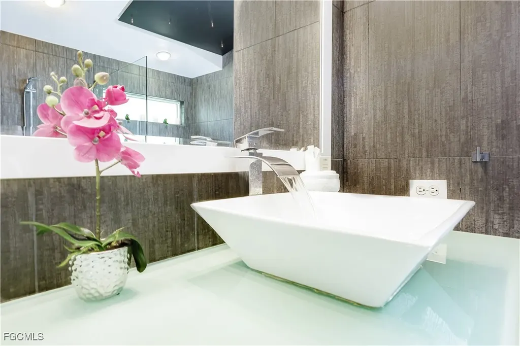 2849 SW 50th Terrace Cape Coral FL 33914