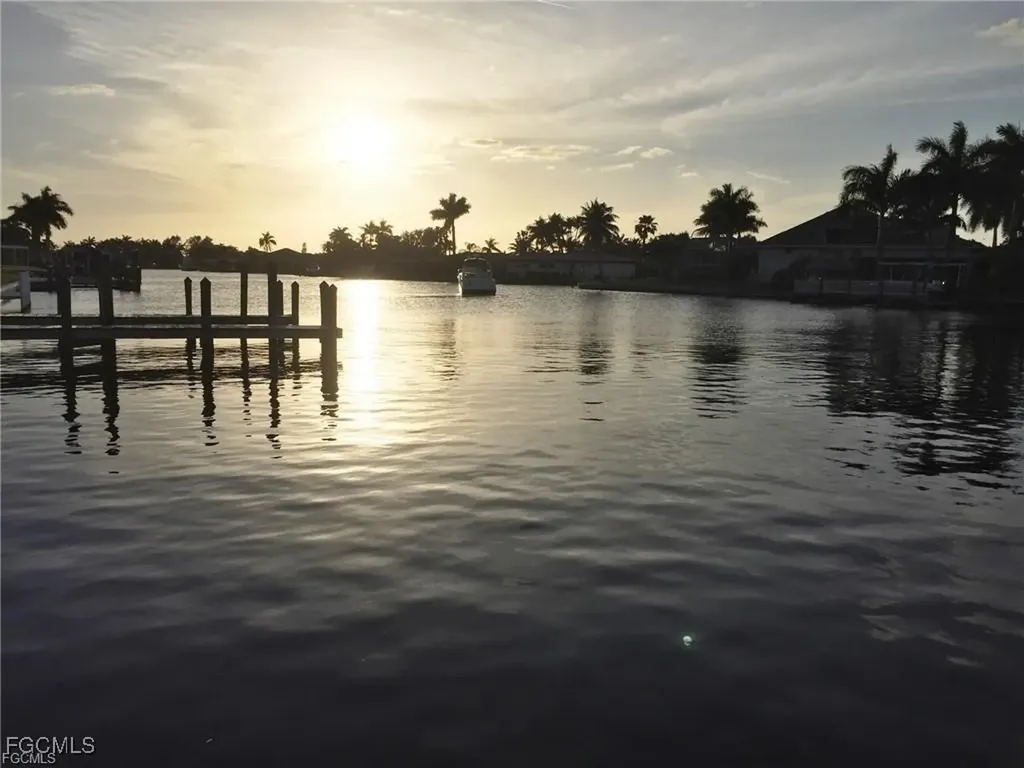 5362 Bayshore Avenue Cape Coral FL 33904