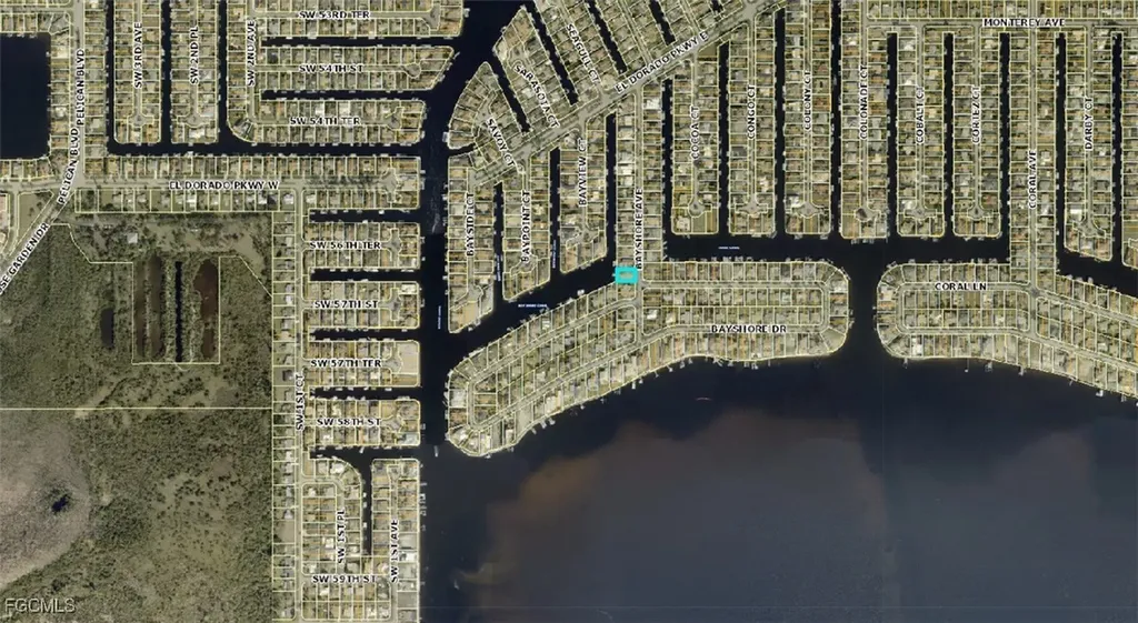 5362 Bayshore Avenue Cape Coral FL 33904