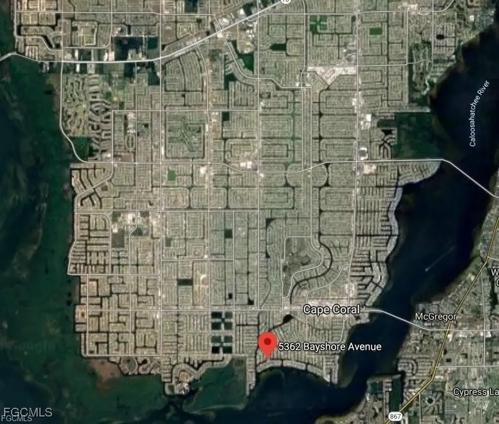 5362 Bayshore Avenue Cape Coral FL 33904