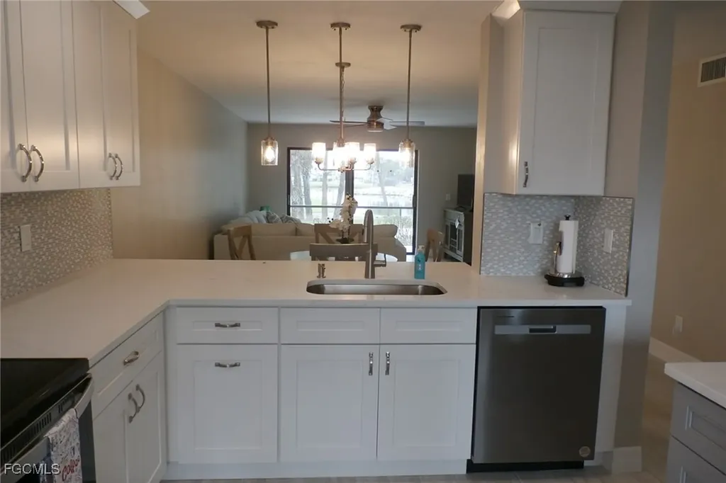 12621 Kelly Sands Way Fort Myers FL 33908