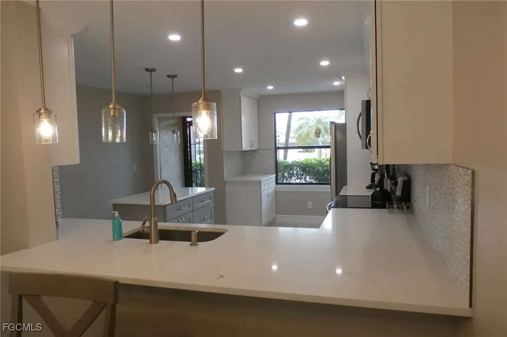 12621 Kelly Sands Way Fort Myers FL 33908