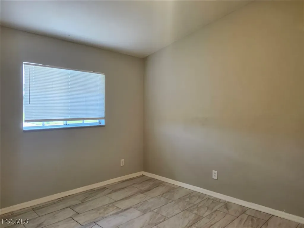 4527 19th Street SW Lehigh Acres FL 33973