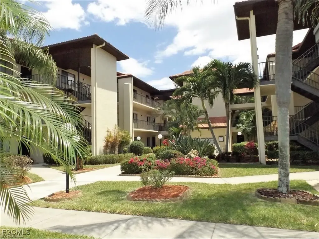 11110 Caravel Circle Fort Myers FL 33908