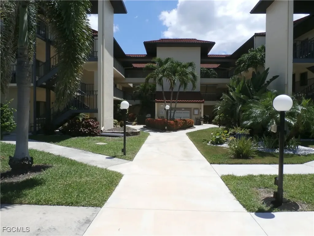 11140 Caravel Circle Fort Myers FL 33908