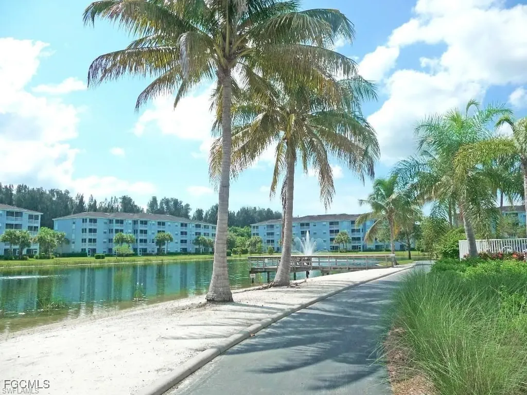 16645 Lake Circle Drive Fort Myers FL 33908