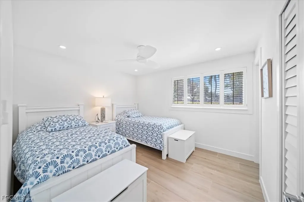 72 7th Street S Naples FL 34102