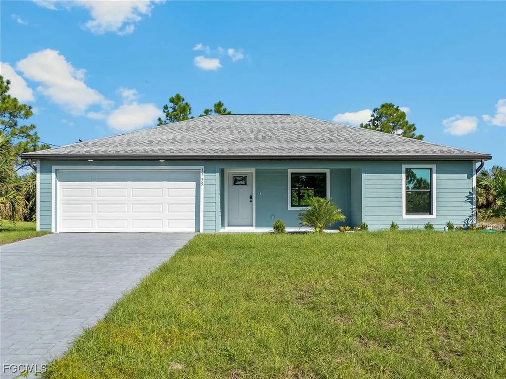 1135 Augusta Street E Lehigh Acres FL 33974