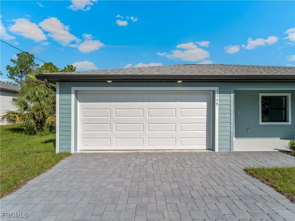 1135 Augusta Street E Lehigh Acres FL 33974