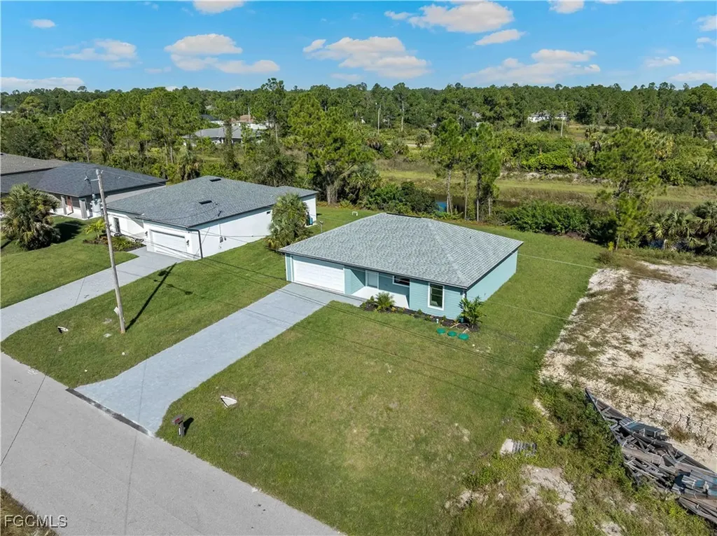 1135 Augusta Street E Lehigh Acres FL 33974