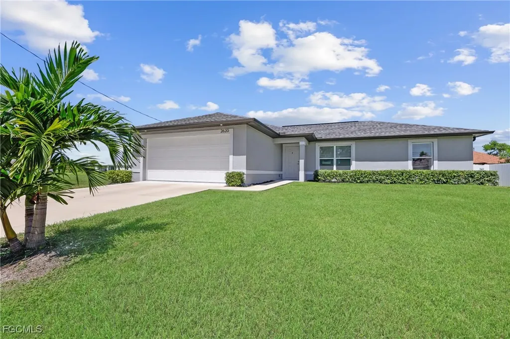 2620 NE 7th Place Cape Coral FL 33909