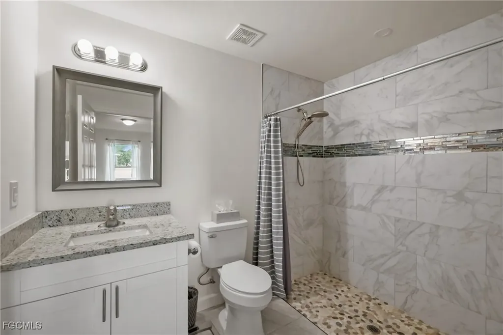 2620 NE 7th Place Cape Coral FL 33909