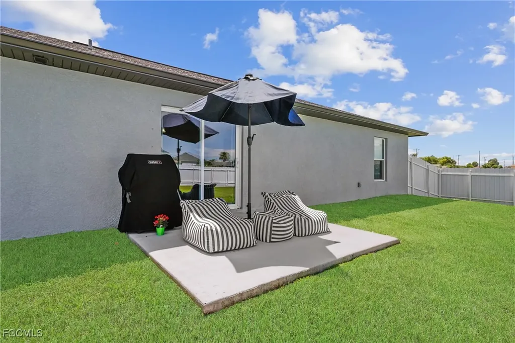 2620 NE 7th Place Cape Coral FL 33909