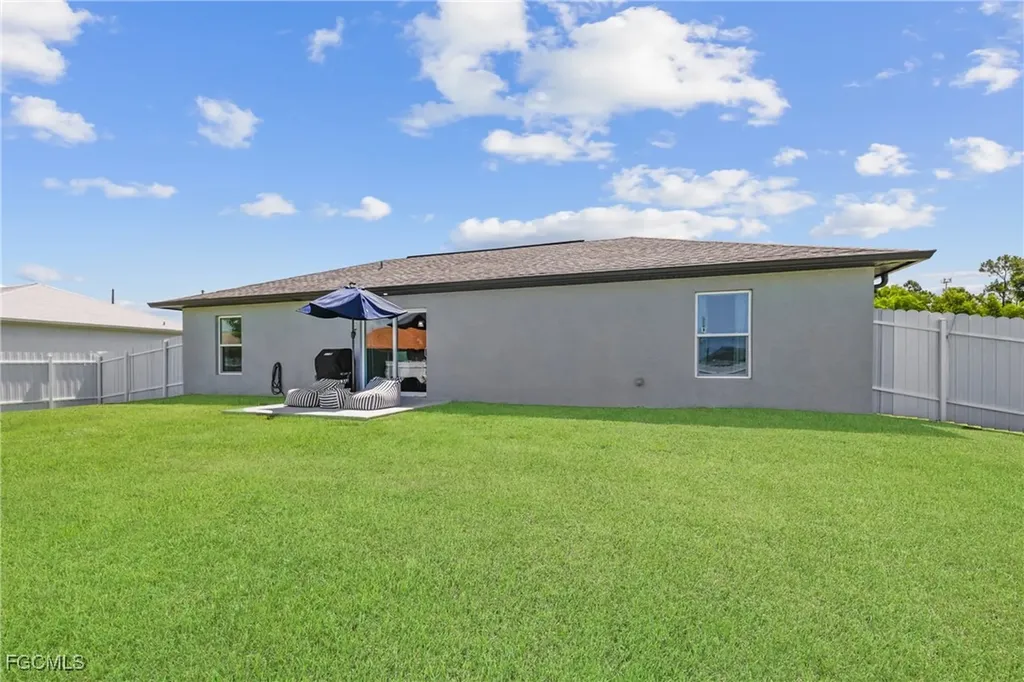 2620 NE 7th Place Cape Coral FL 33909
