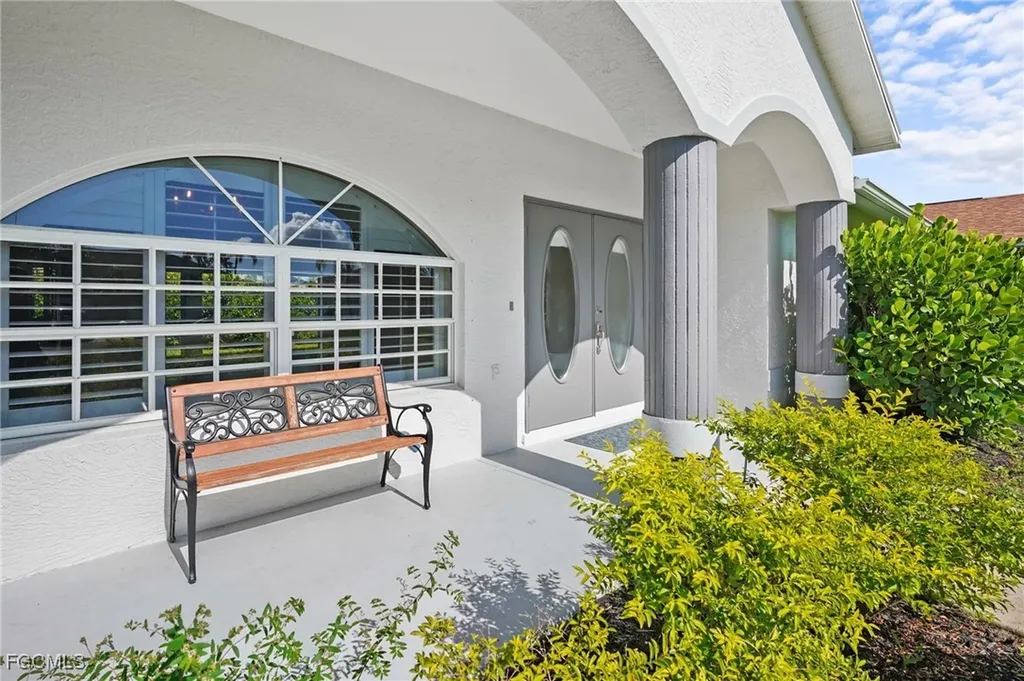 17511 Caloosa Trace Circle Fort Myers FL 33967