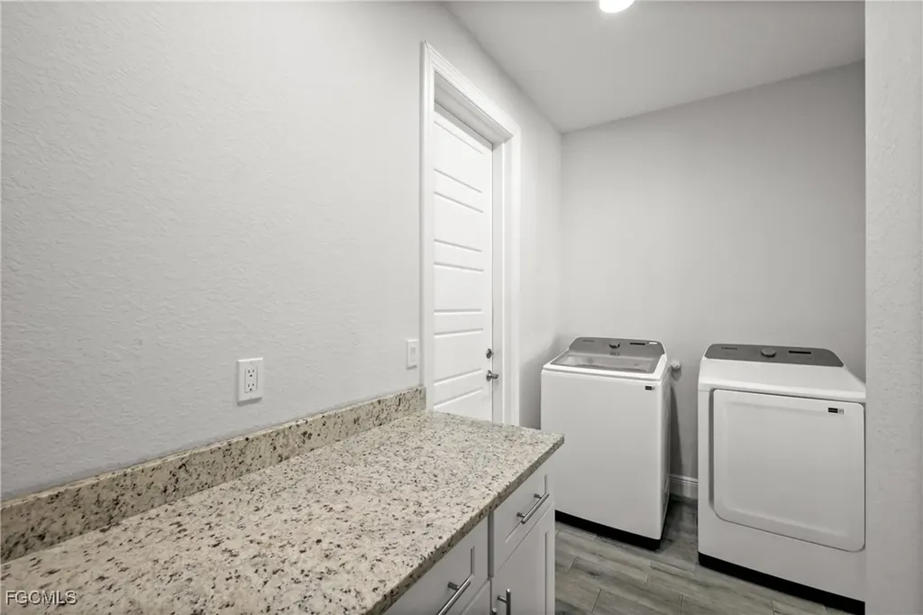 1817 SW 21st Lane Cape Coral FL 33991