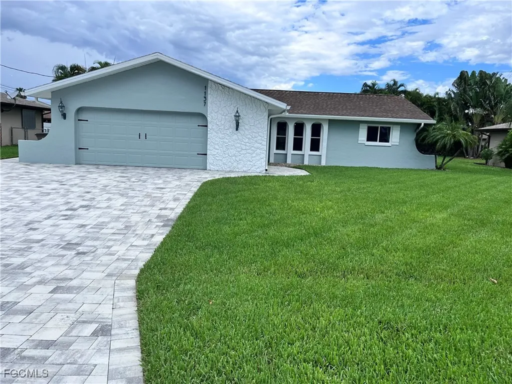 1137 SE 19th Terrace Cape Coral FL 33990