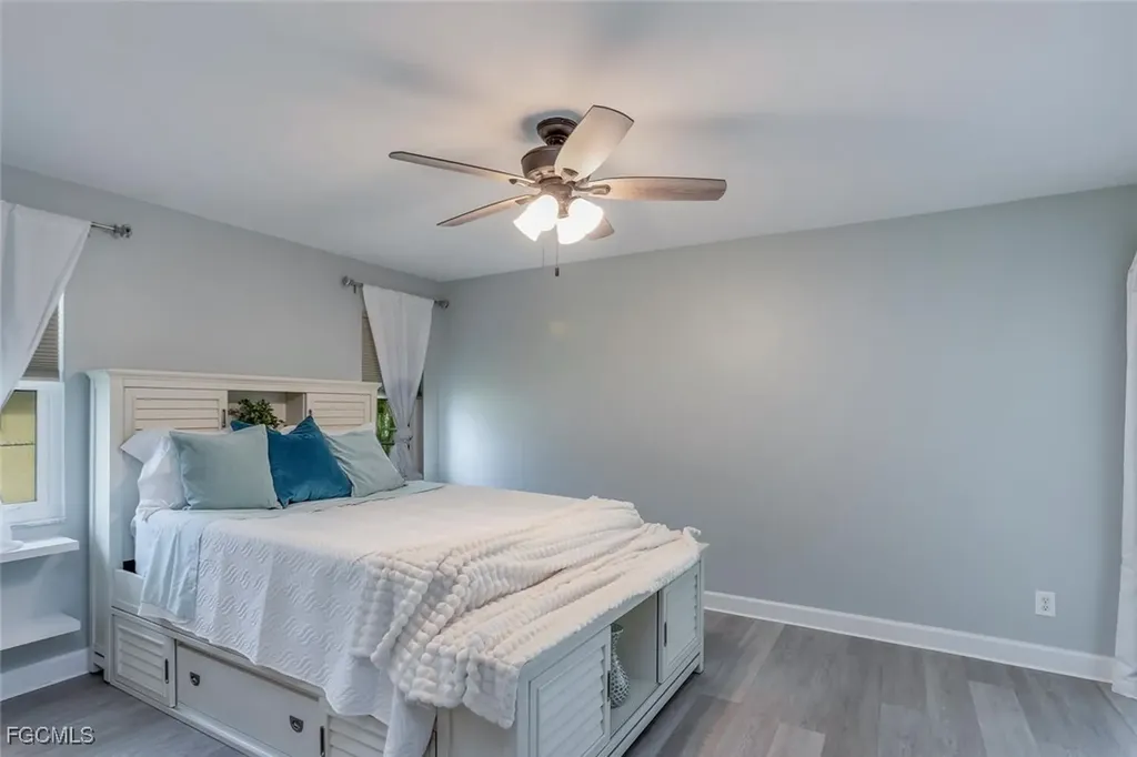 1137 SE 19th Terrace Cape Coral FL 33990