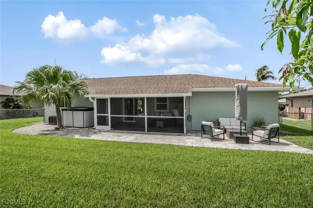 1137 SE 19th Terrace Cape Coral FL 33990