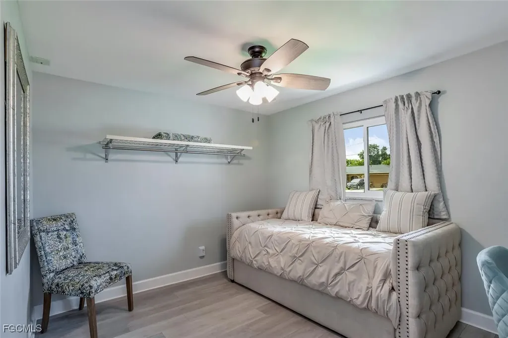 1137 SE 19th Terrace Cape Coral FL 33990