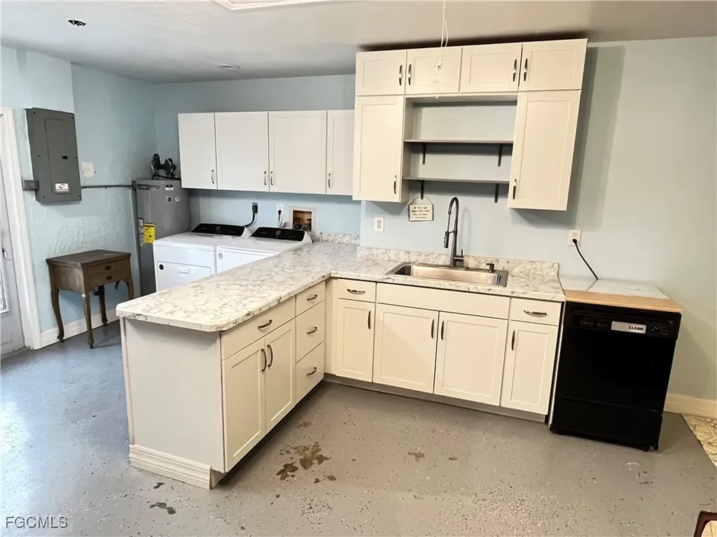 1137 SE 19th Terrace Cape Coral FL 33990