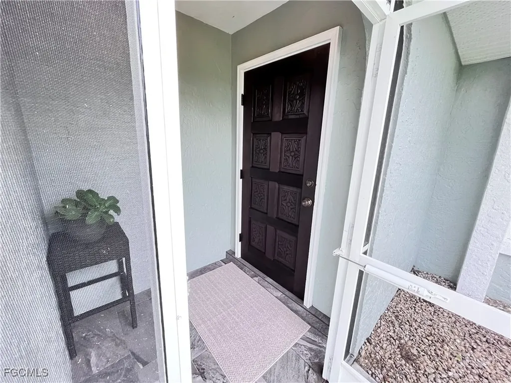 1137 SE 19th Terrace Cape Coral FL 33990