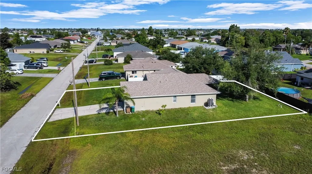 109 NW 14th Street Cape Coral FL 33993