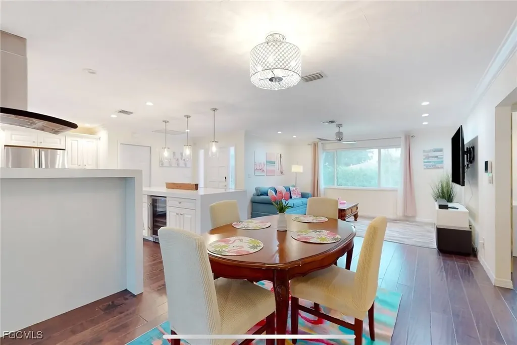 1315 Morningside Drive Naples FL 34103