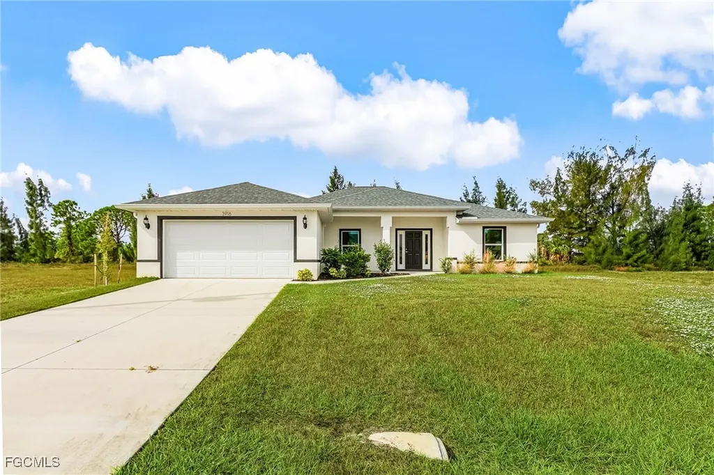 3916 NE 9th Place Cape Coral FL 33909