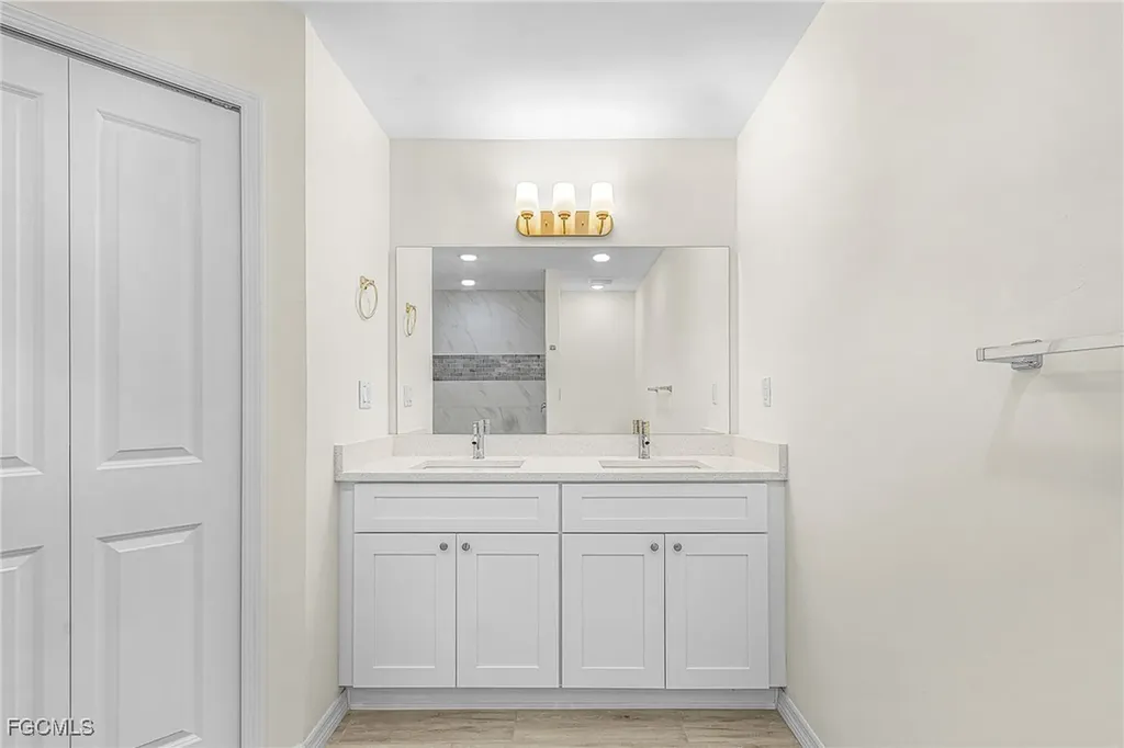 3916 NE 9th Place Cape Coral FL 33909