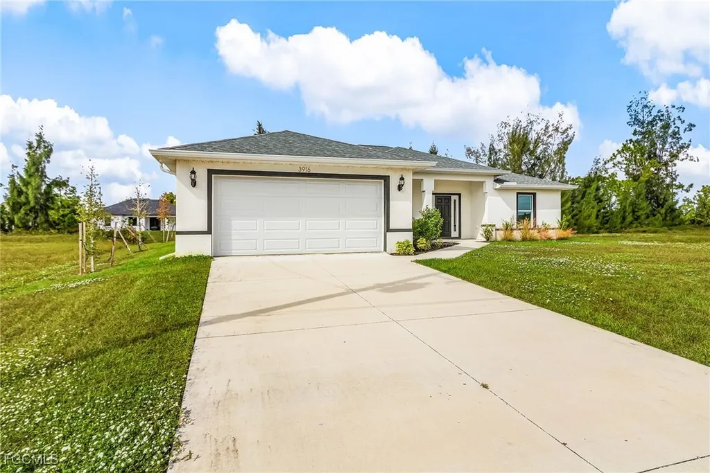 3916 NE 9th Place Cape Coral FL 33909