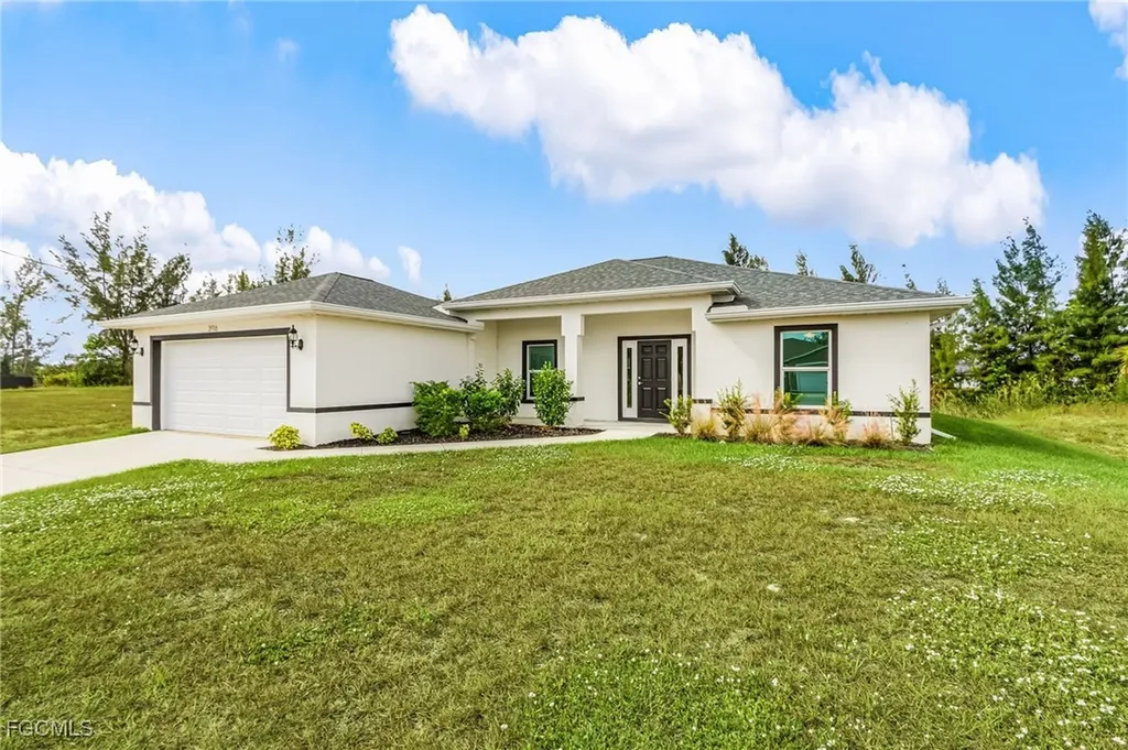 3916 NE 9th Place Cape Coral FL 33909