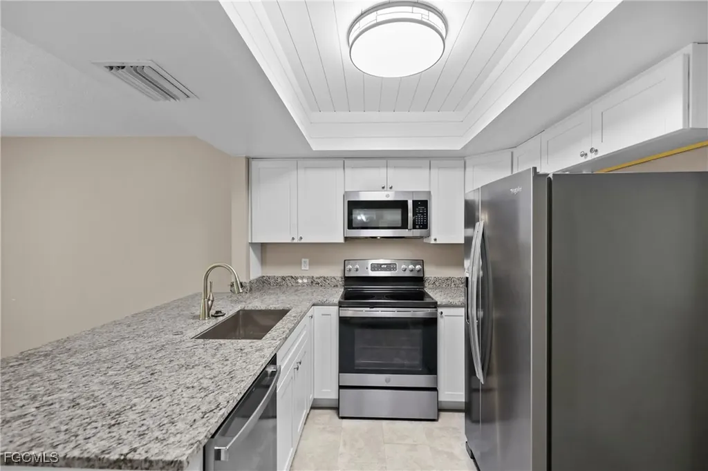 331 SE 47th Street Cape Coral FL 33904