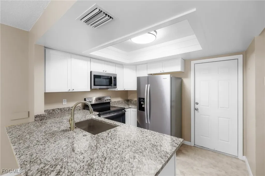 331 SE 47th Street Cape Coral FL 33904