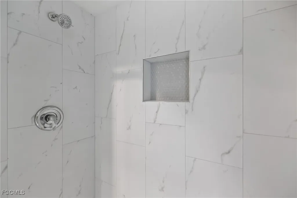 331 SE 47th Street Cape Coral FL 33904