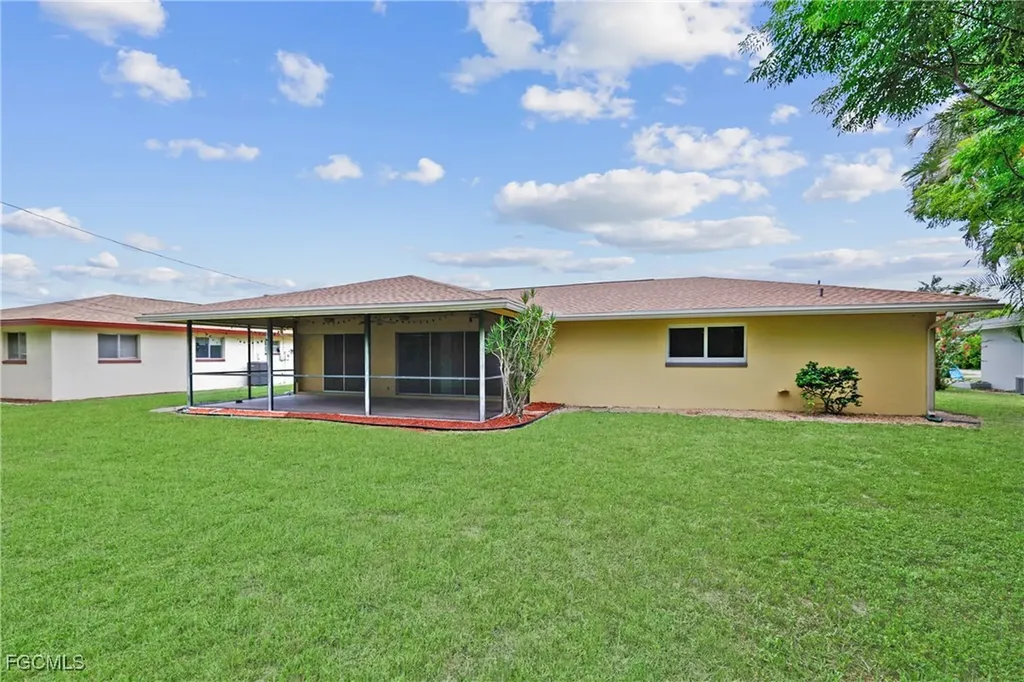 331 SE 47th Street Cape Coral FL 33904