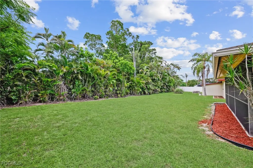 331 SE 47th Street Cape Coral FL 33904