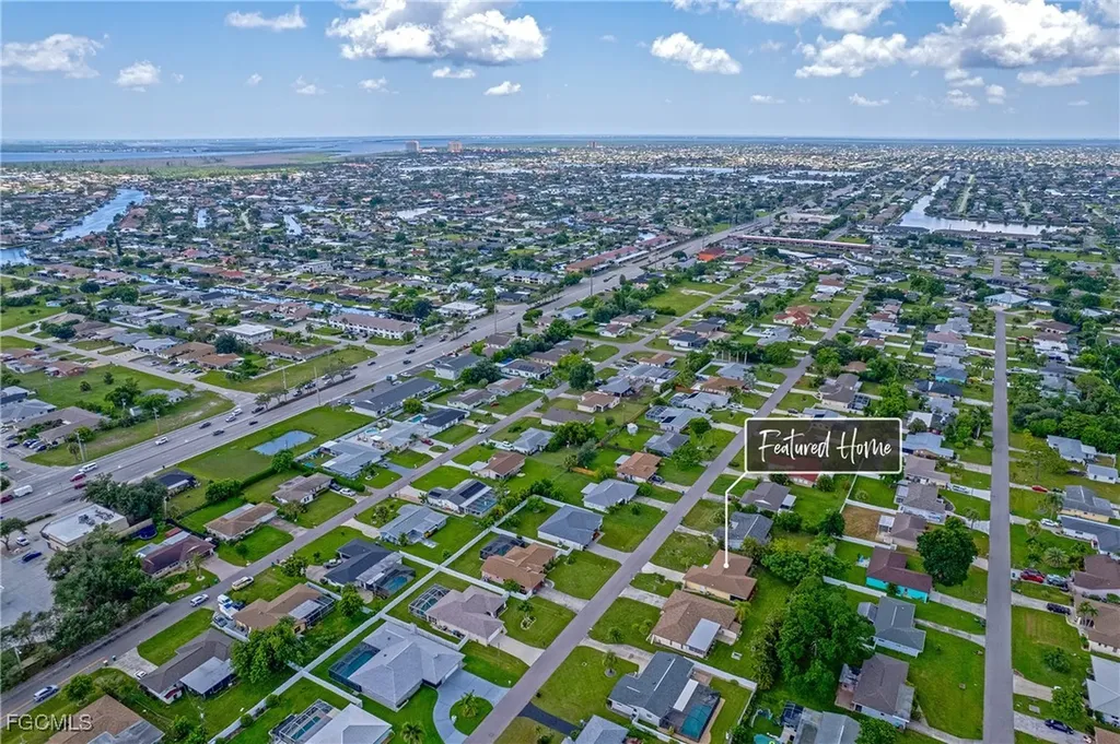 331 SE 47th Street Cape Coral FL 33904