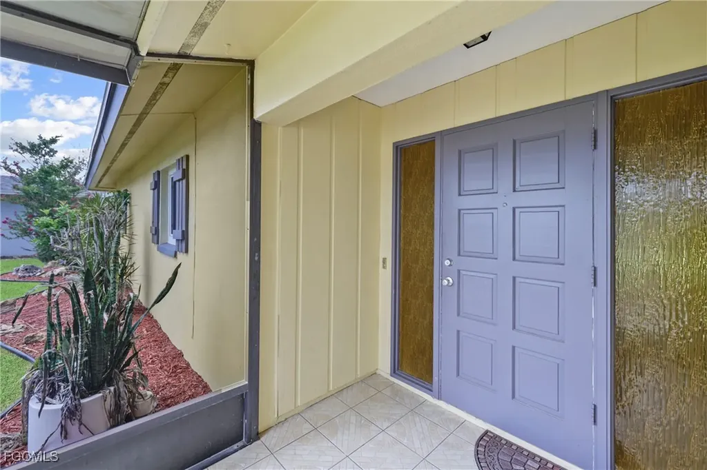 331 SE 47th Street Cape Coral FL 33904