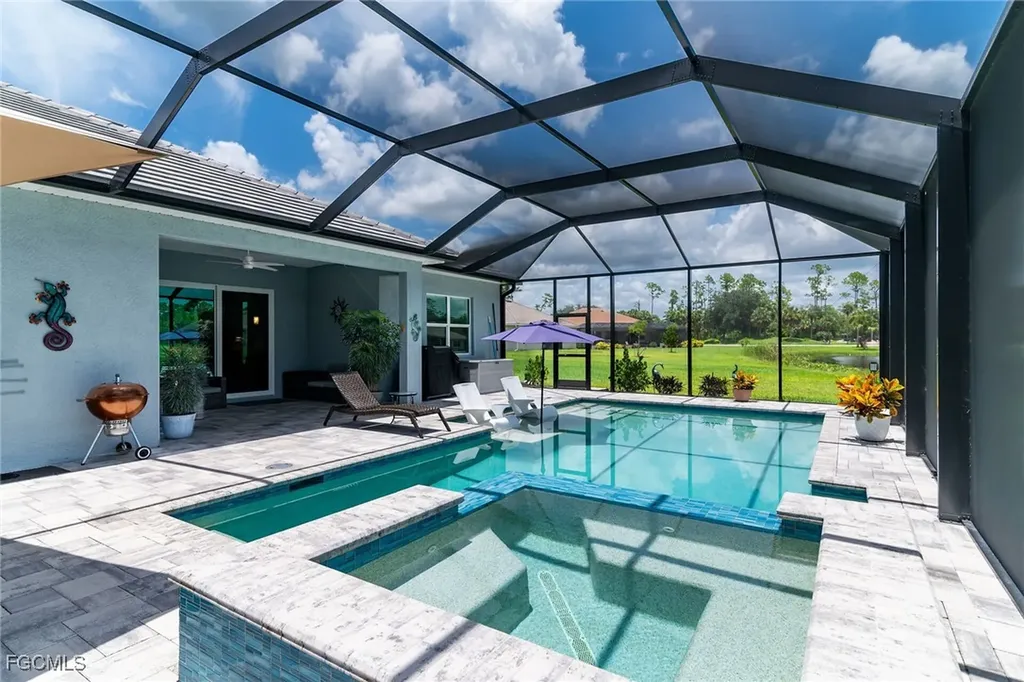 17190 Serengeti Circle Alva FL 33920