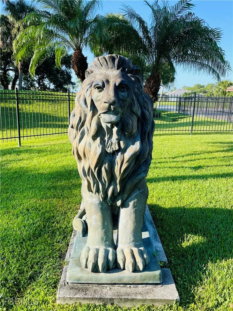 17190 Serengeti Circle Alva FL 33920