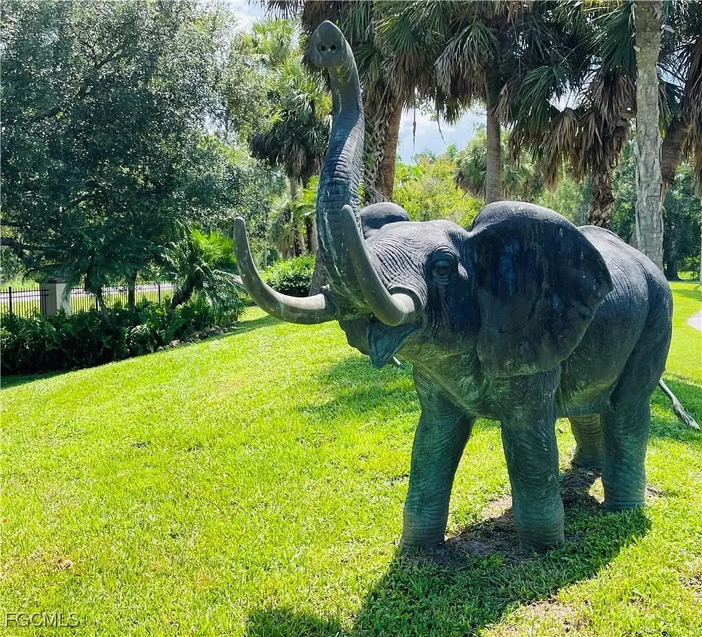 17190 Serengeti Circle Alva FL 33920