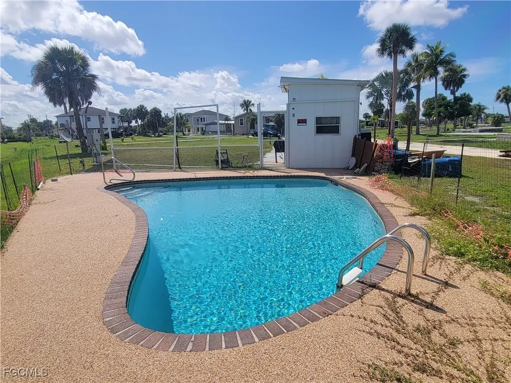 13690 Gannet Drive Fort Myers FL 33908