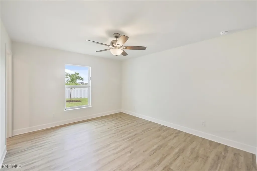 1136 NW 9th Terrace Cape Coral FL 33993