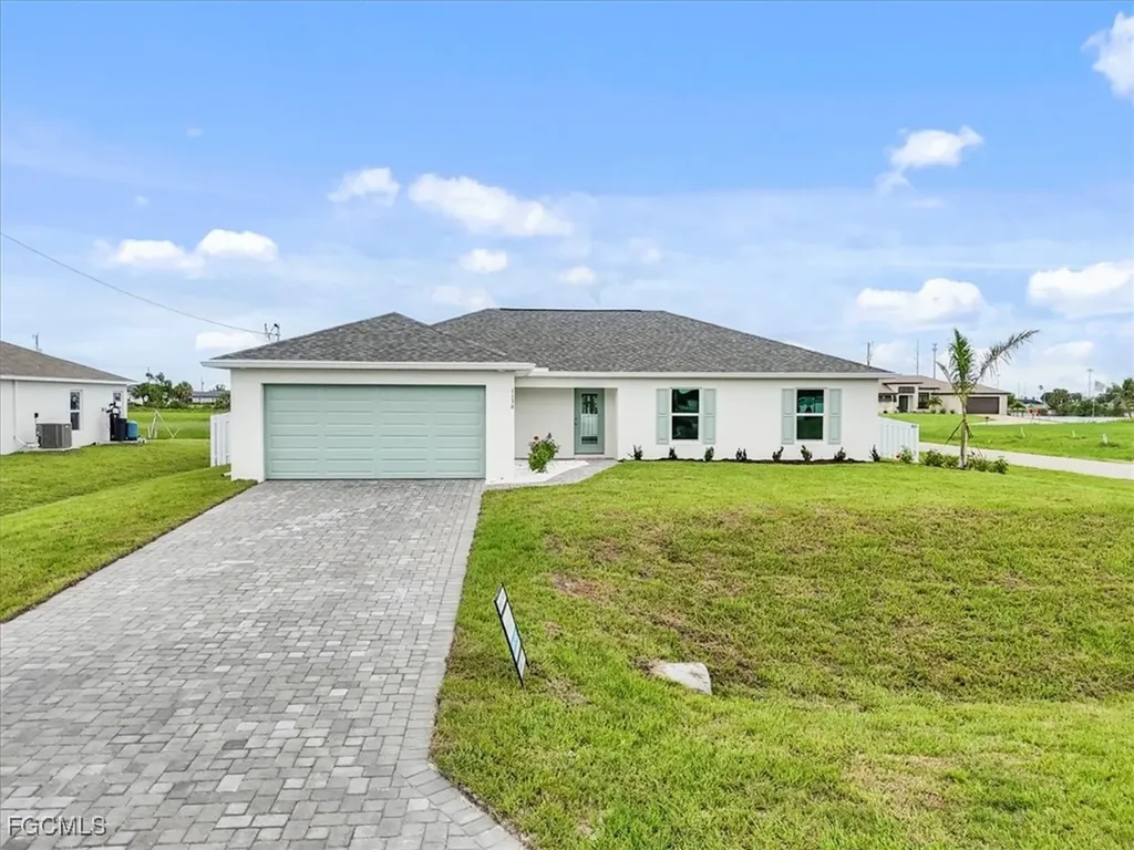 1136 NW 9th Terrace Cape Coral FL 33993