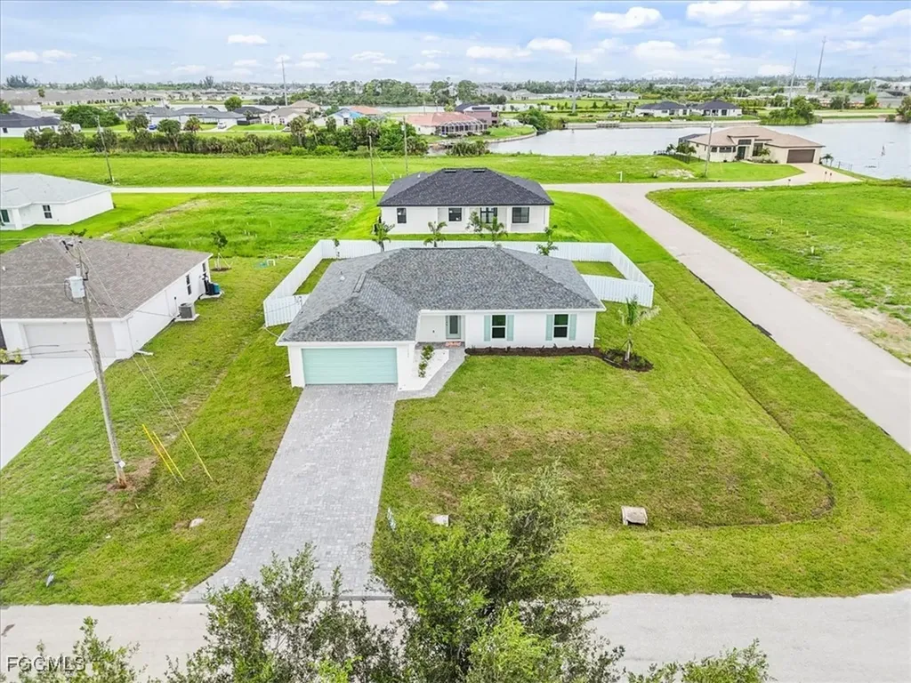 1136 NW 9th Terrace Cape Coral FL 33993